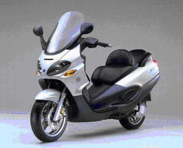 PIAGGIO X9 500