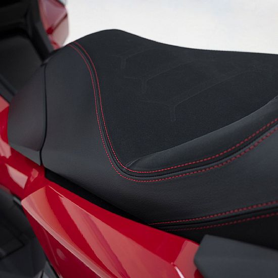 Comfort Seat Genuine Honda ADV350 22-26